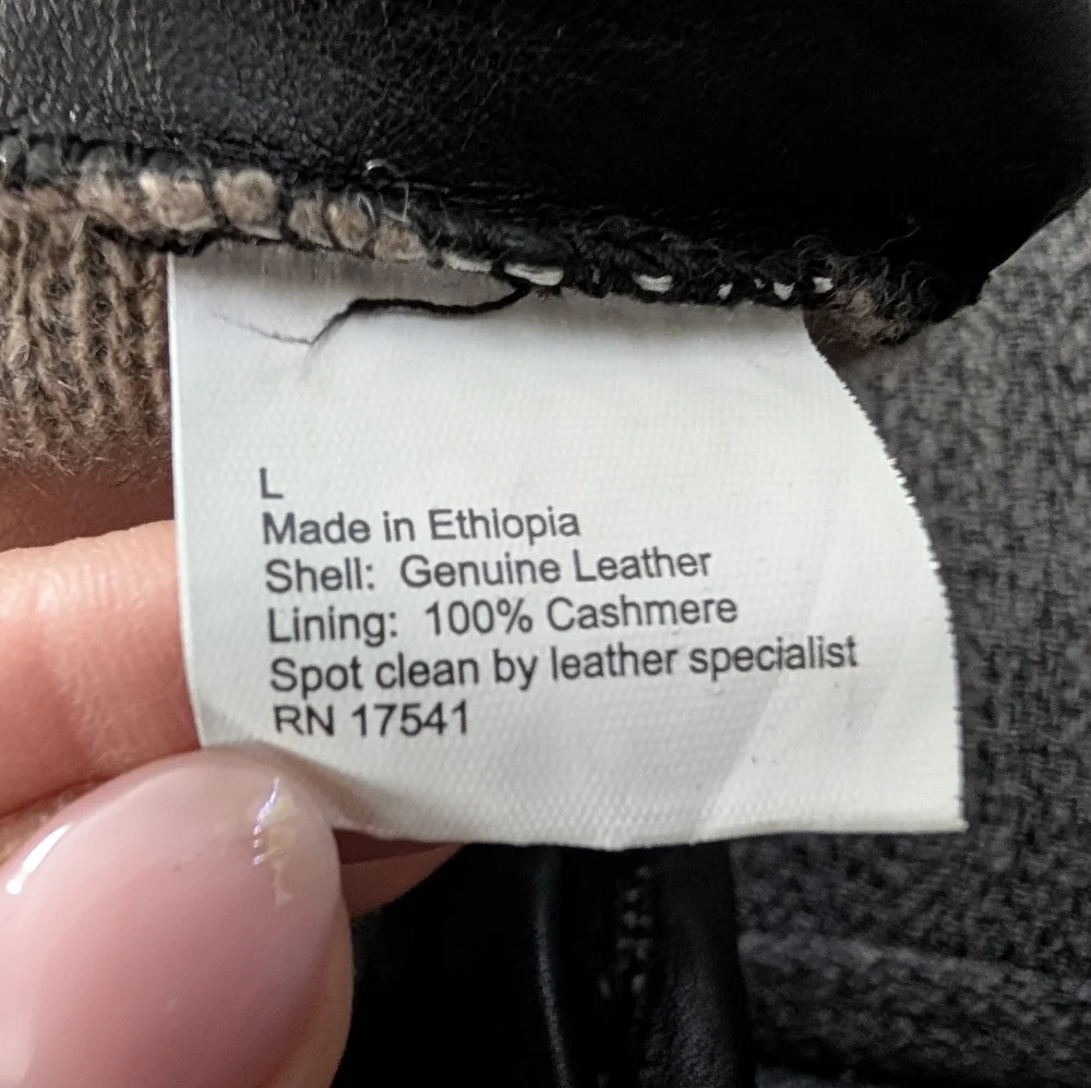 TOUCHPOINT Cashmere Lined Leather Smart Gloves